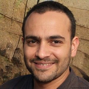 Meet your Posher, Simeo